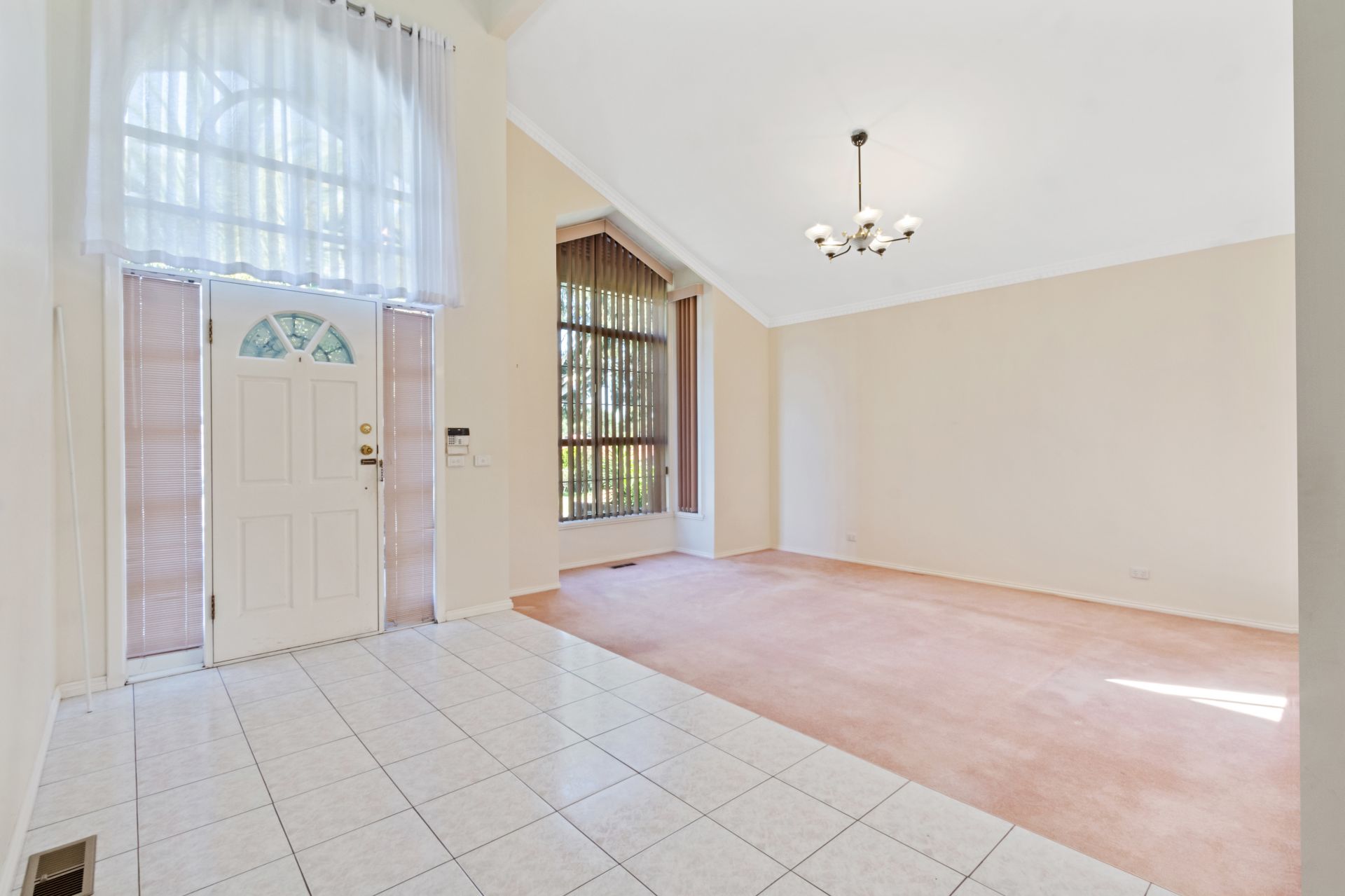 Big Home in Ideal Locale