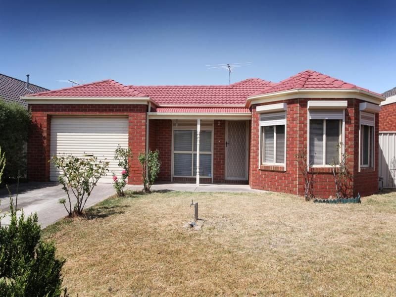 50 Wyperfeld Circuit, Caroline Springs - Thumbnail 2