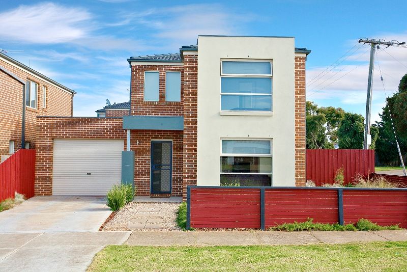 3/39 Scott Street, Melton - Thumbnail 2