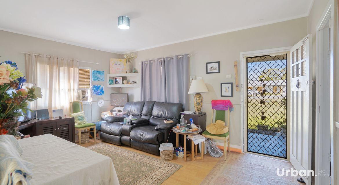 Kearsley 18/18a Tomalpin Street