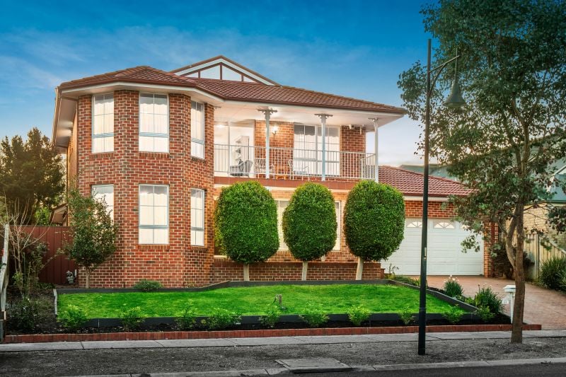 33 Vanbrook Drive, Mill Park
