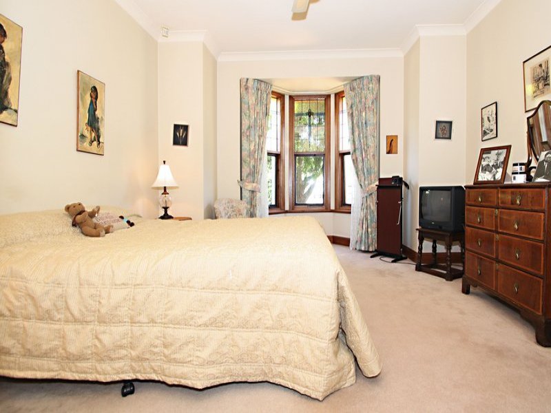 23 Hauteville Terrace Eastwood 5063