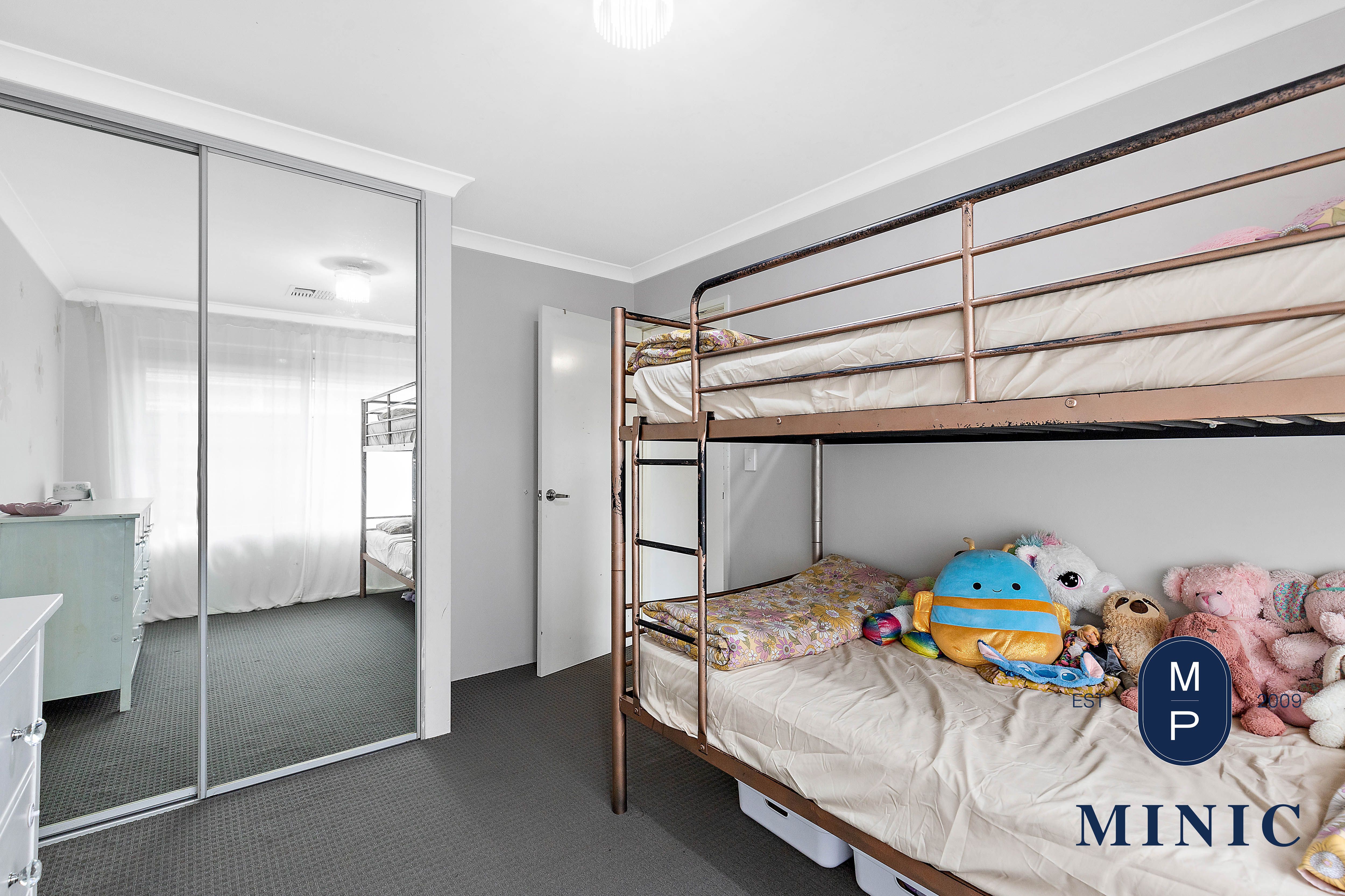 30 Charnwood Grove, Hilbert
