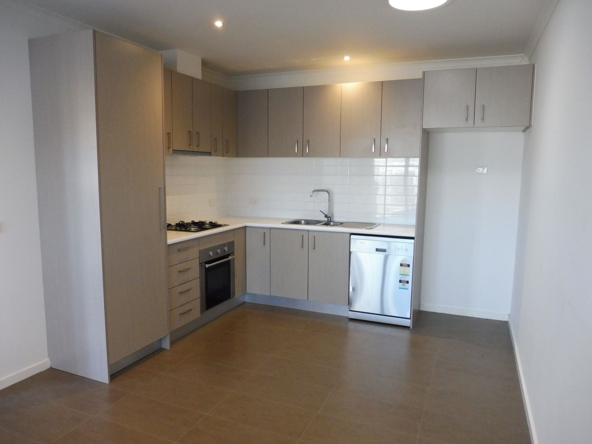 SPACIOUS UNIT