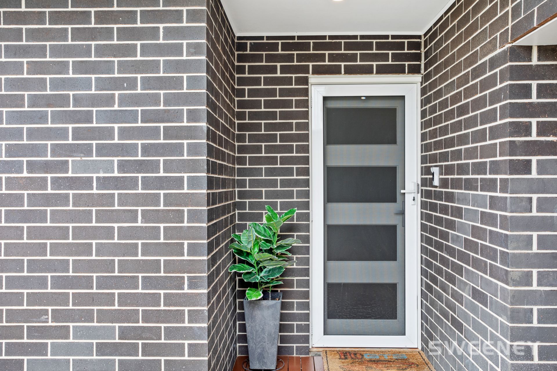4/3 Marsh Street, Altona North - Thumbnail 3