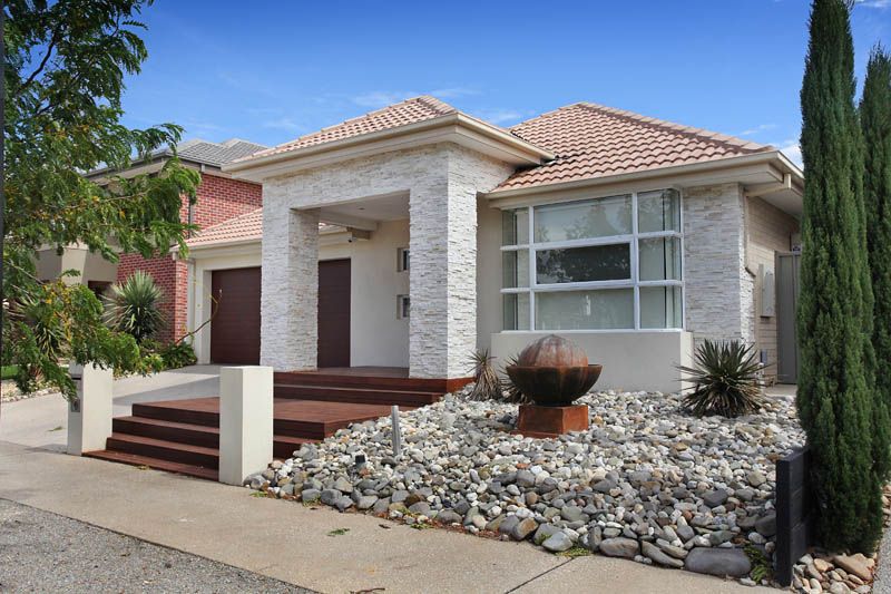 7 The Grange, Caroline Springs - Thumbnail 2