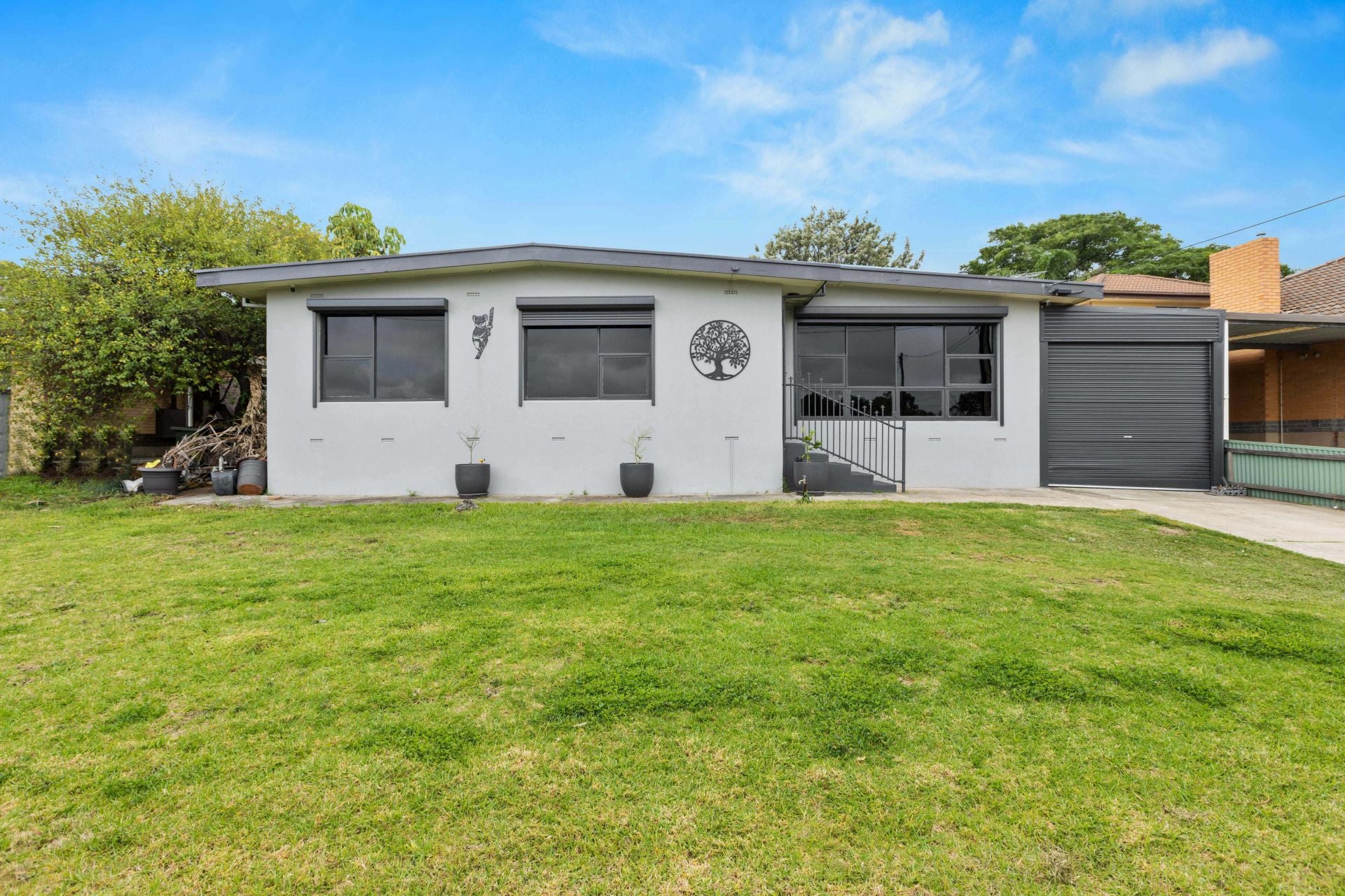 8 Wakefield Avenue Morphett Vale SA