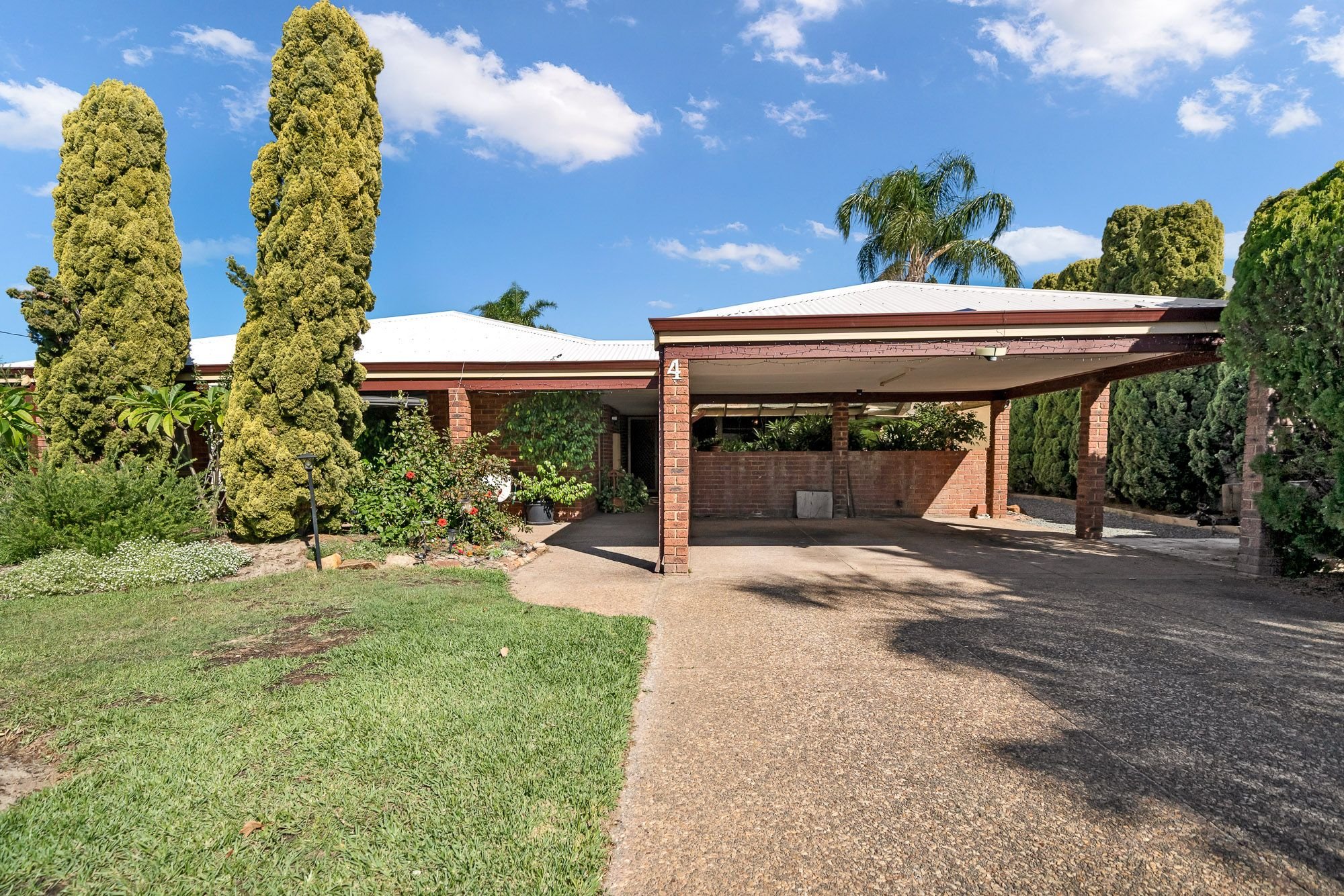 4 Cobb Place, Gosnells