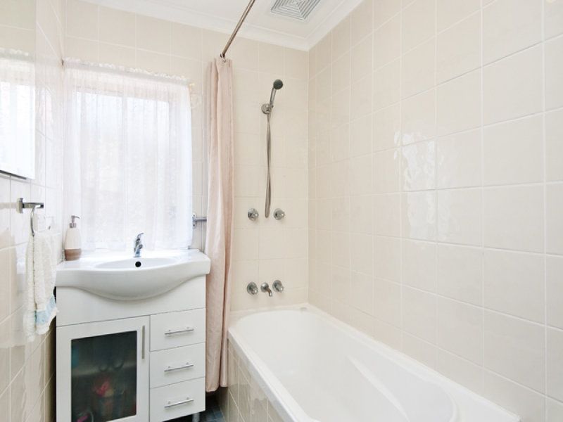 24 Irrubel Avenue, CARINGBAH, Caringbah - Thumbnail 6