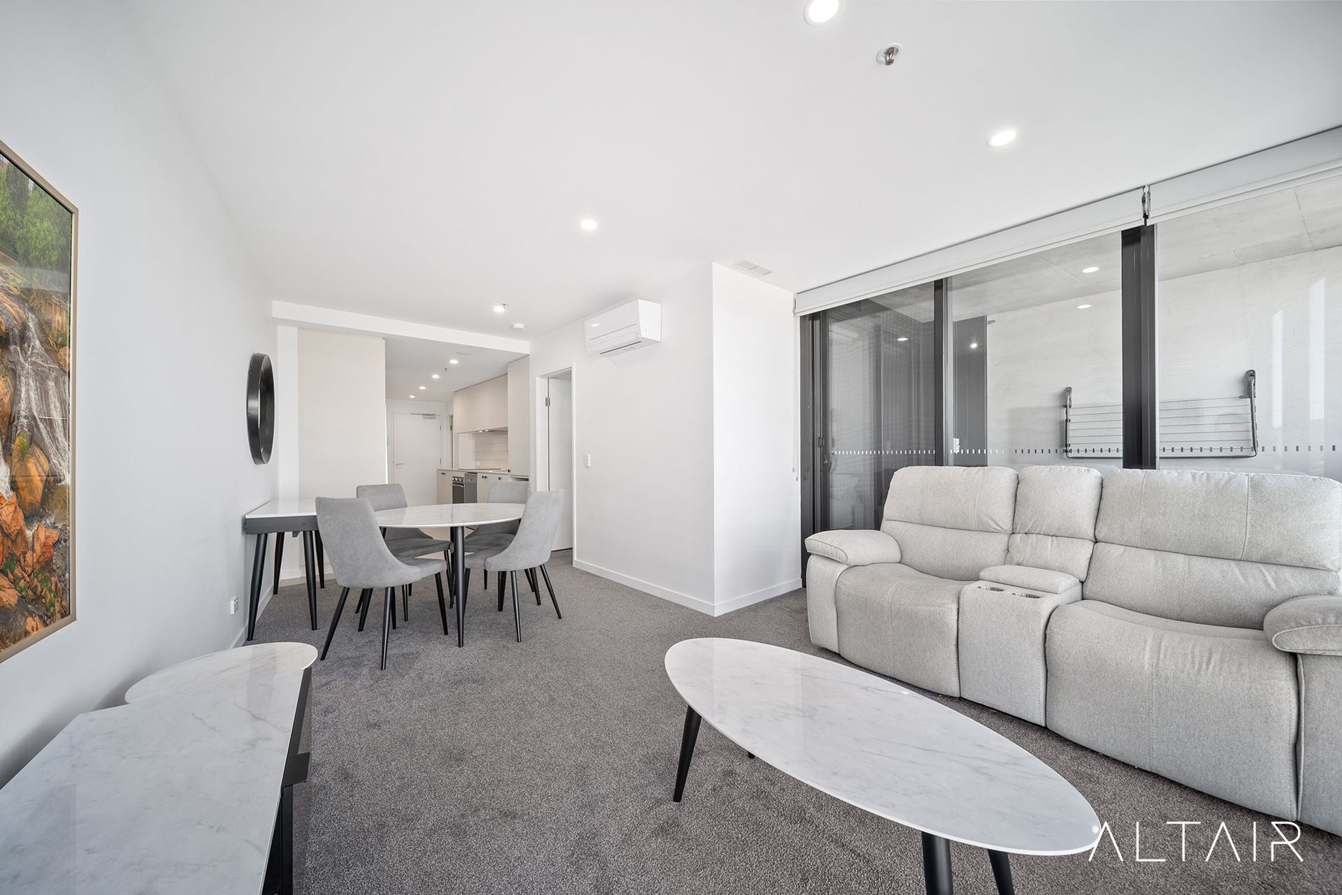 1810/2 Grazier Lane, Belconnen, ACT, Belconnen - Thumbnail 4