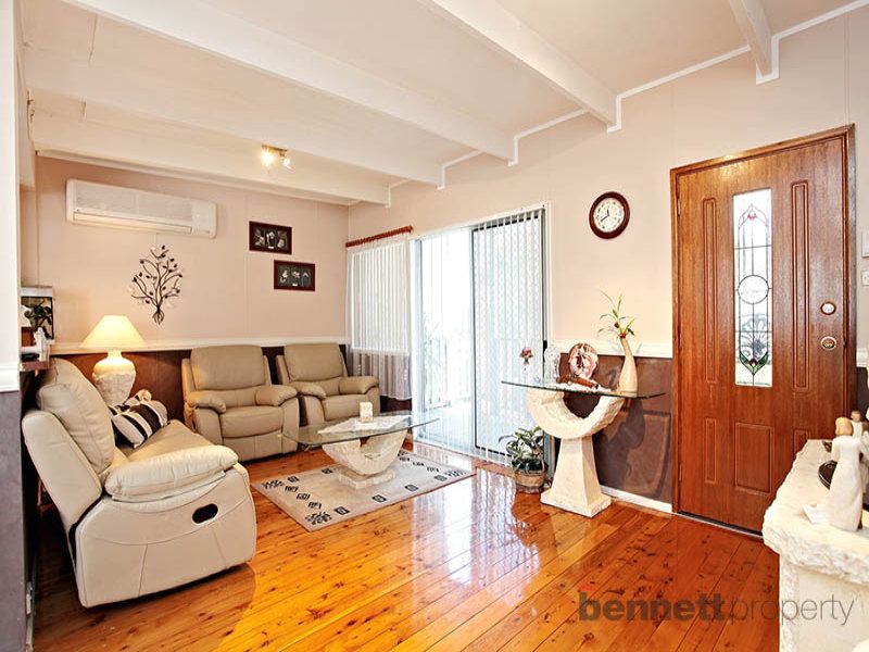 2 Grand Parade, Glossodia - Thumbnail 2