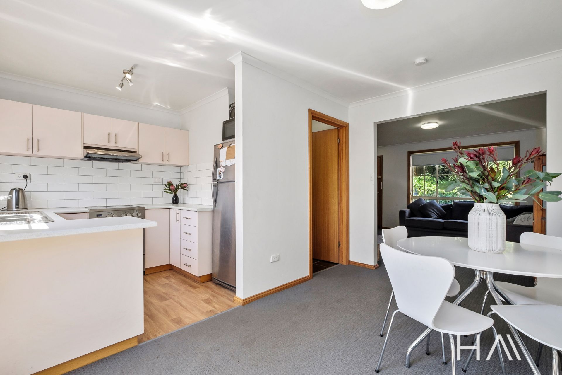 4/4 Mowbray Court Lenah Valley, Lenah Valley - Thumbnail 6