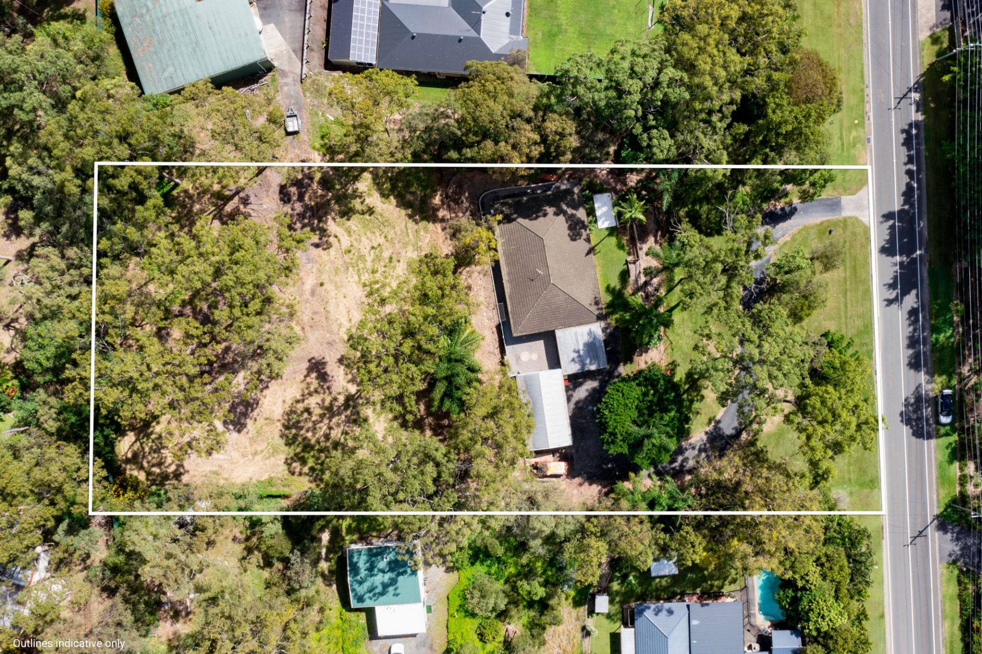 218 Banyula Drive, Gaven - Thumbnail 4