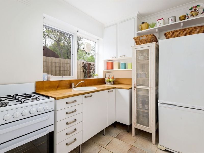 3/30 Urquhart Street, Northcote - Thumbnail 4