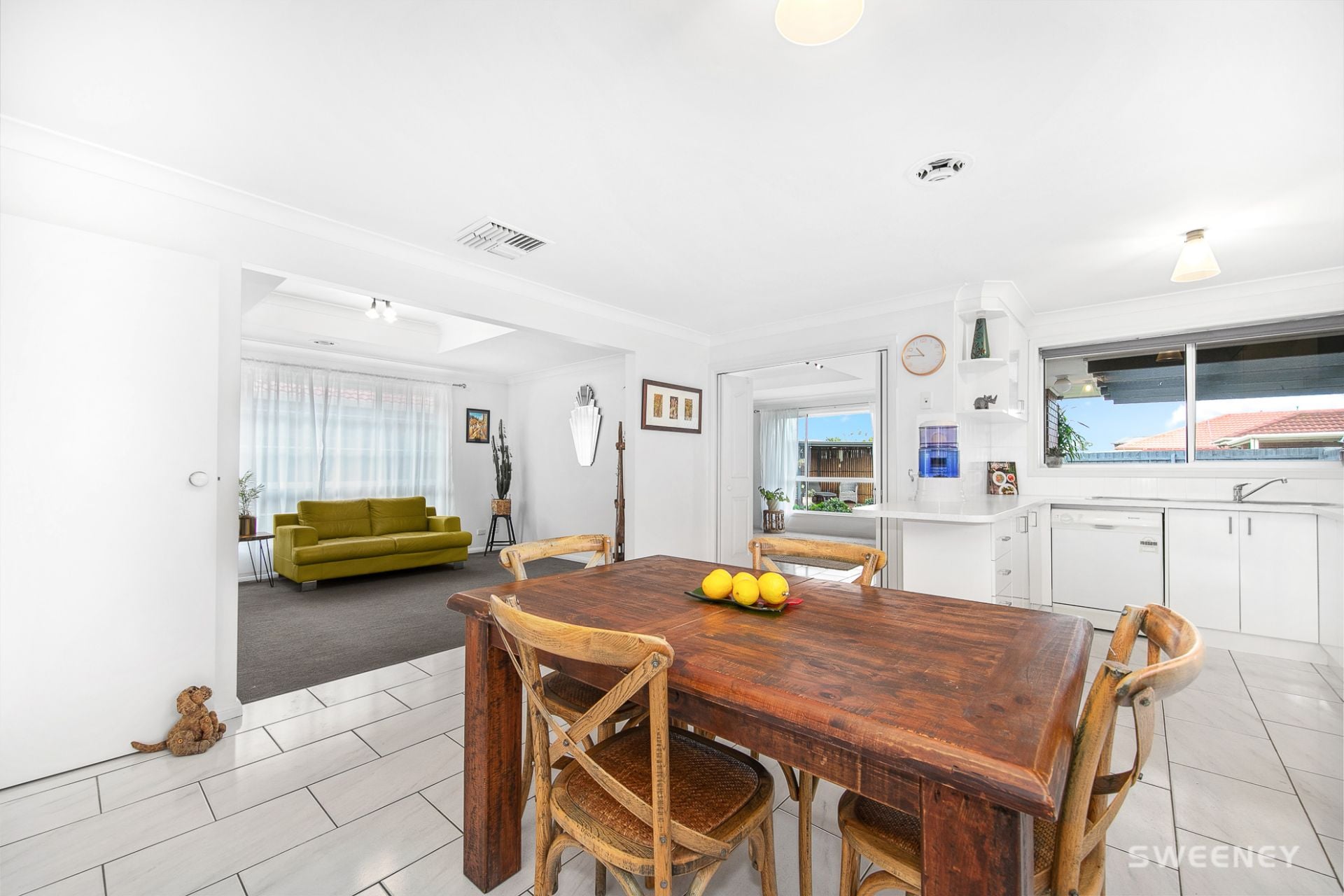 18 Lan Avenue, Altona Meadows - Thumbnail 7