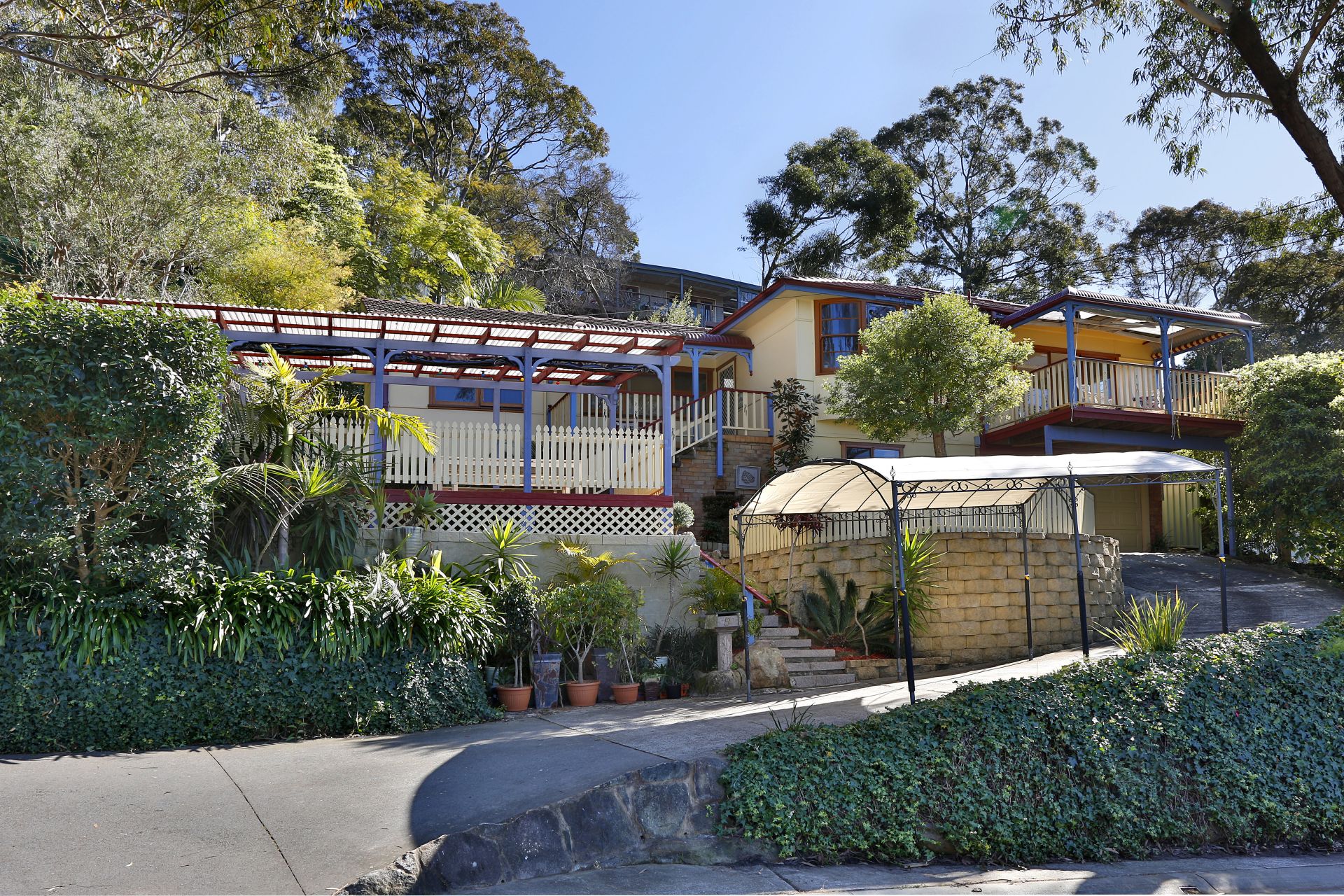4 Tomer Place, Pakenham VIC 3810, Pakenham - Thumbnail 2