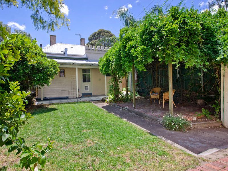 17 Flora Street Stepney 5069