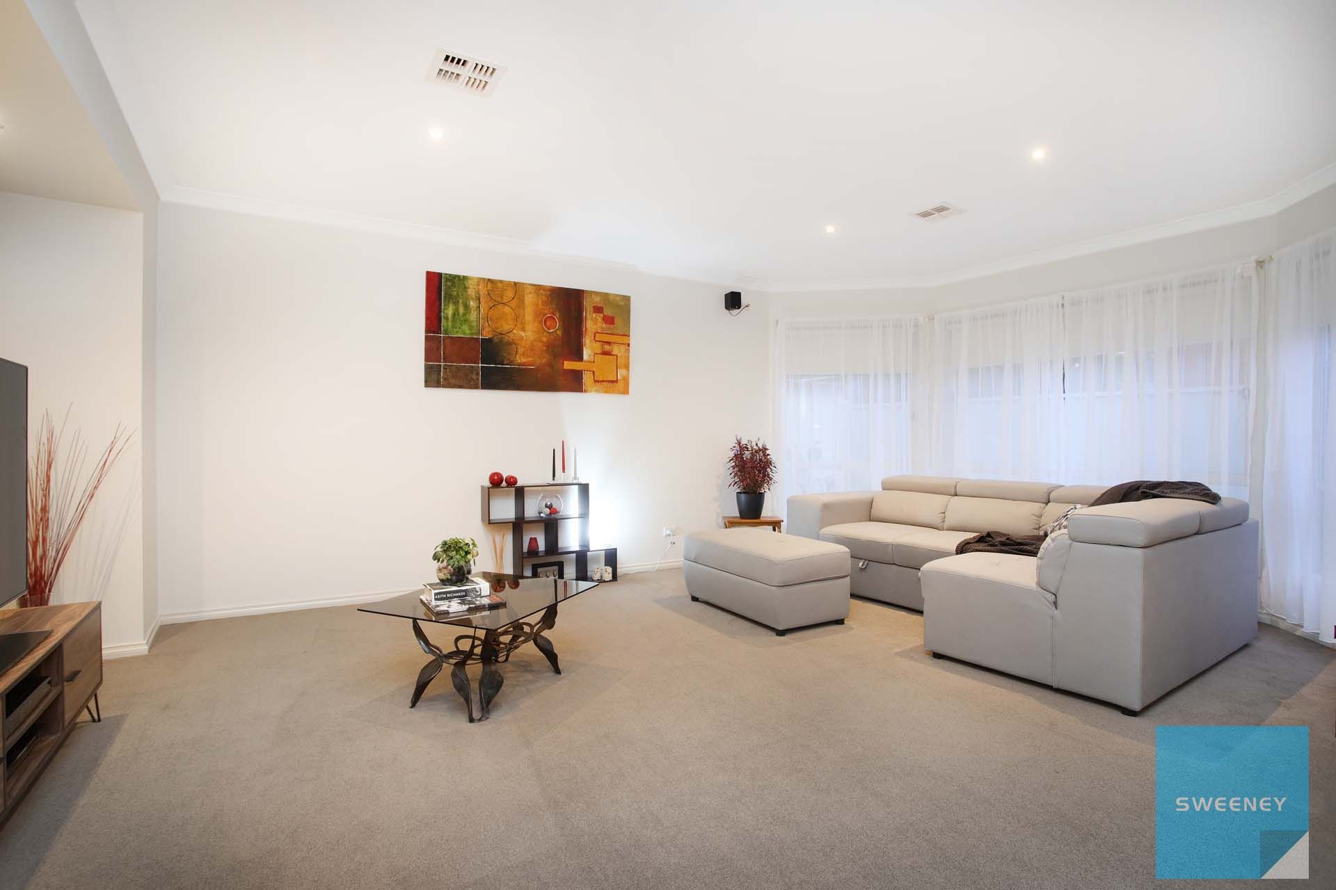 21 Highbury Close, Caroline Springs - Thumbnail 3