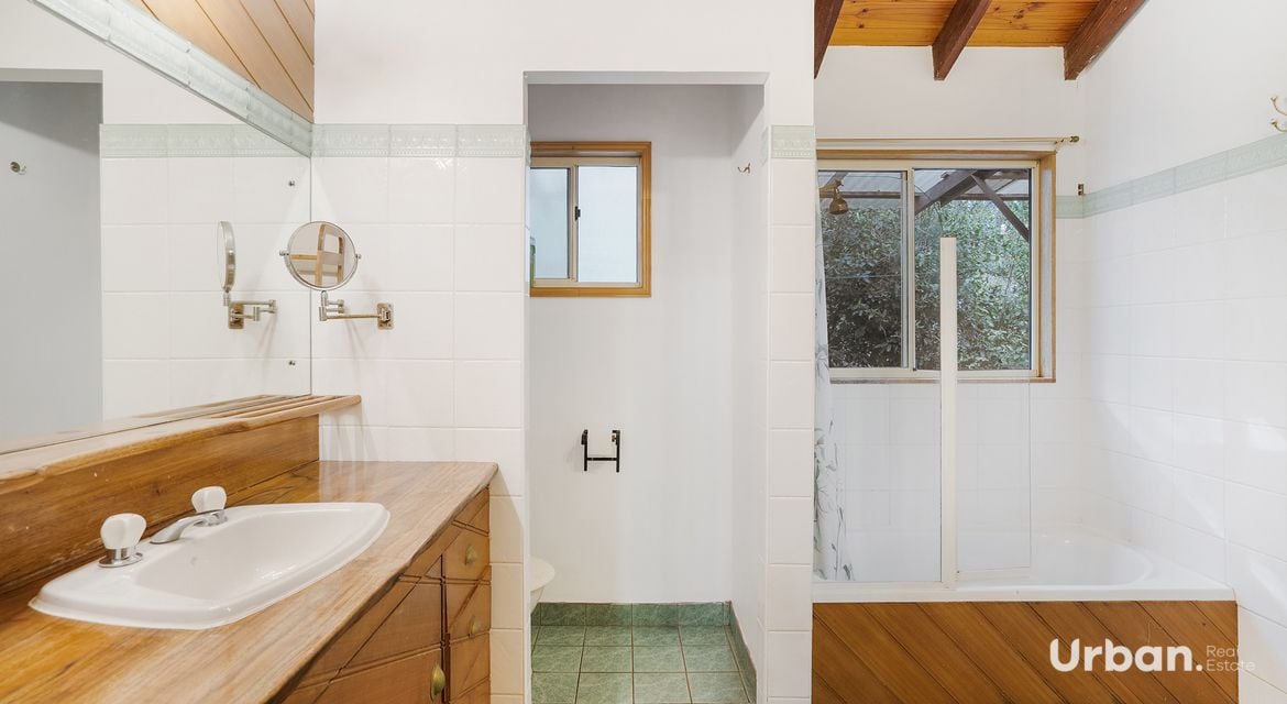 Ellalong 441 Wallaby Gully Road