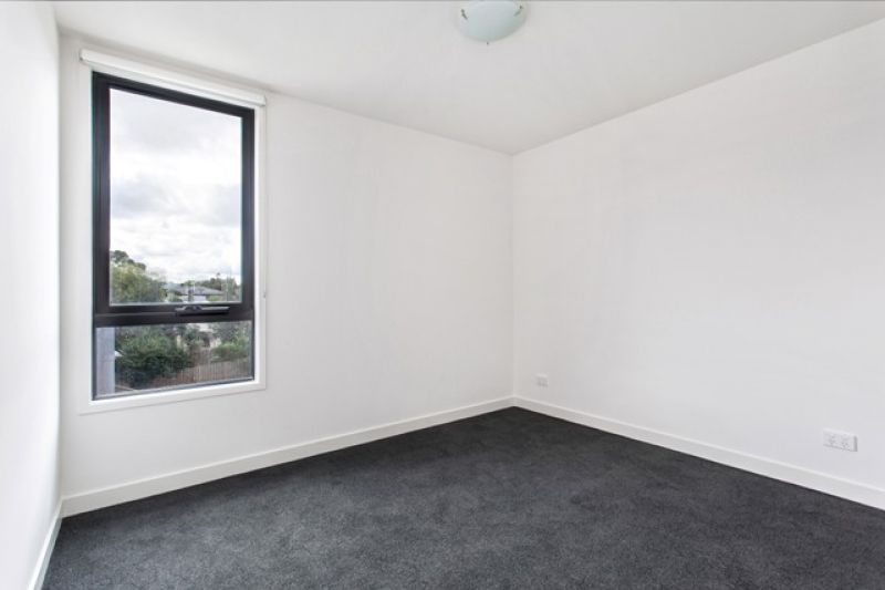 15 Crown Street, Footscray - Thumbnail 8