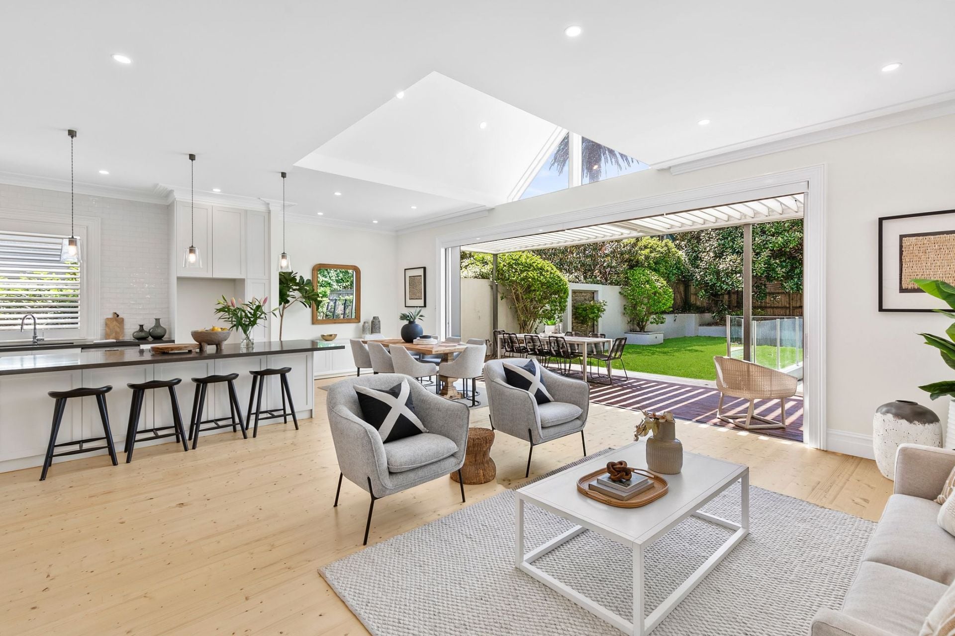 113 Belmont Road, Mosman - Thumbnail 2