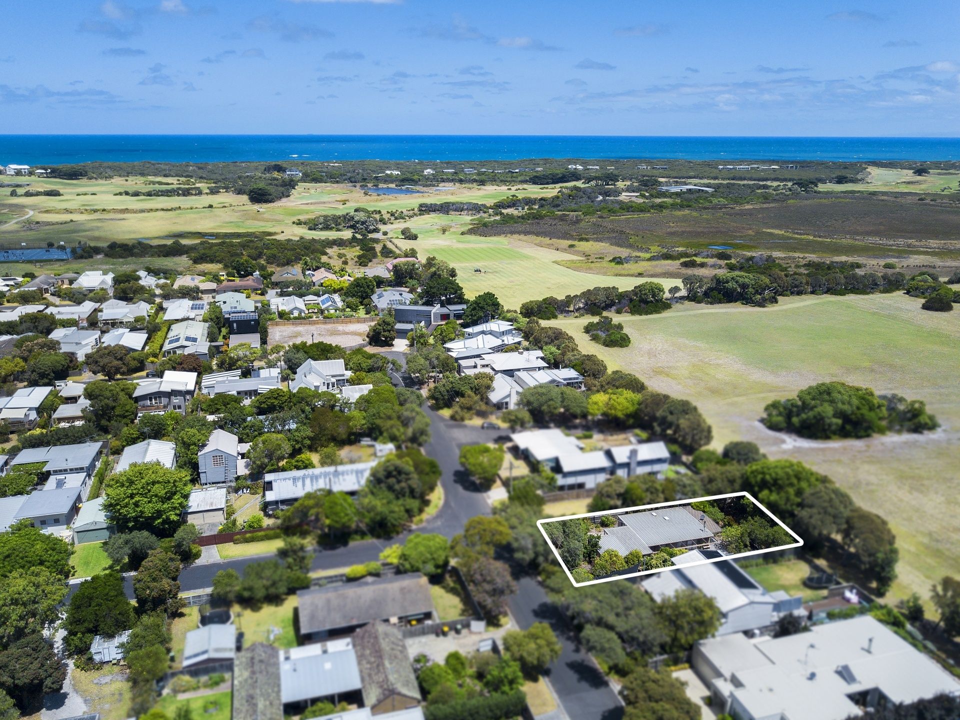 45 Thomson Drive Barwon Heads VIC, Barwon Heads - Thumbnail 2