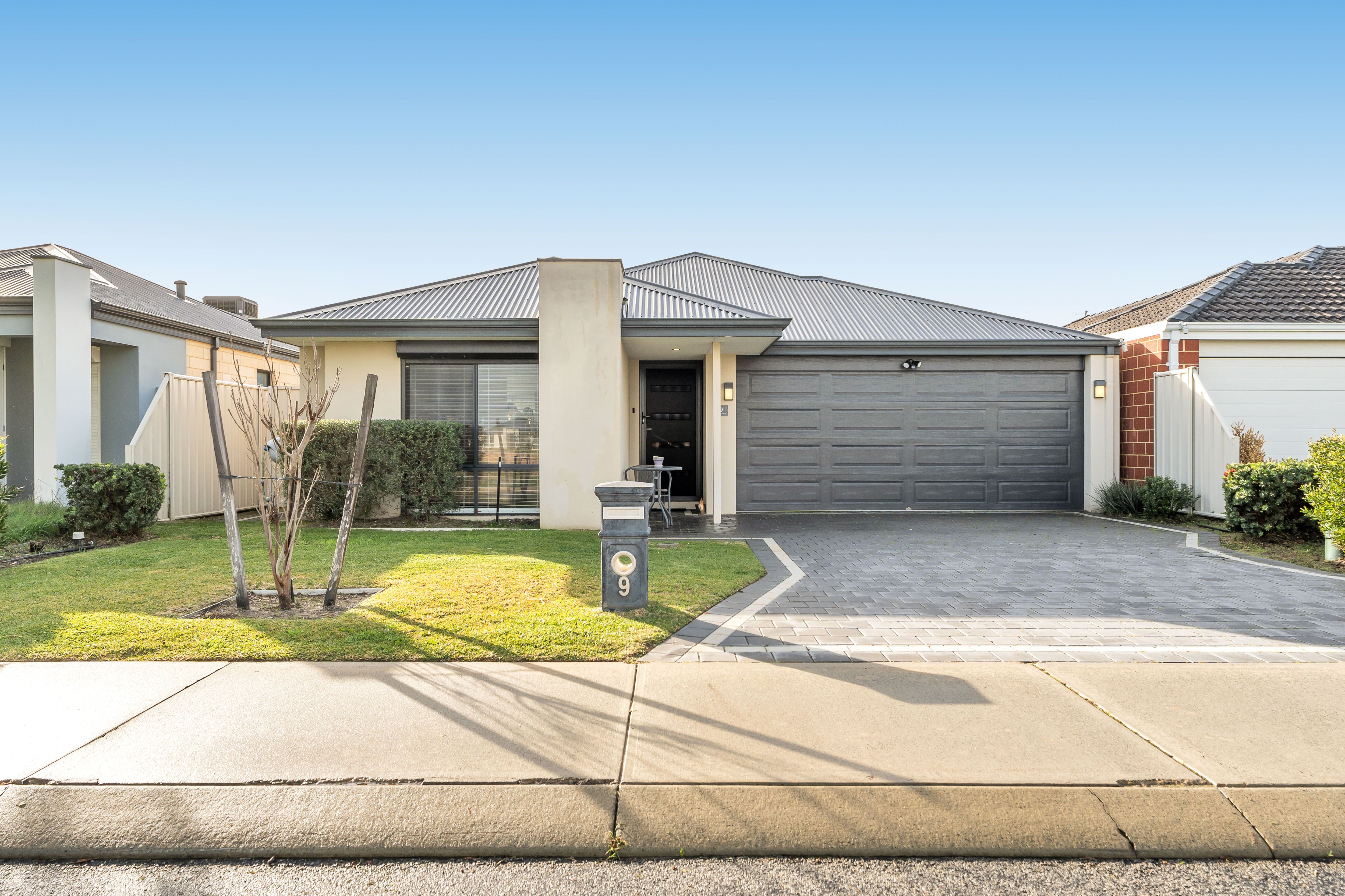 9 Stillwell Circuit, Hilbert