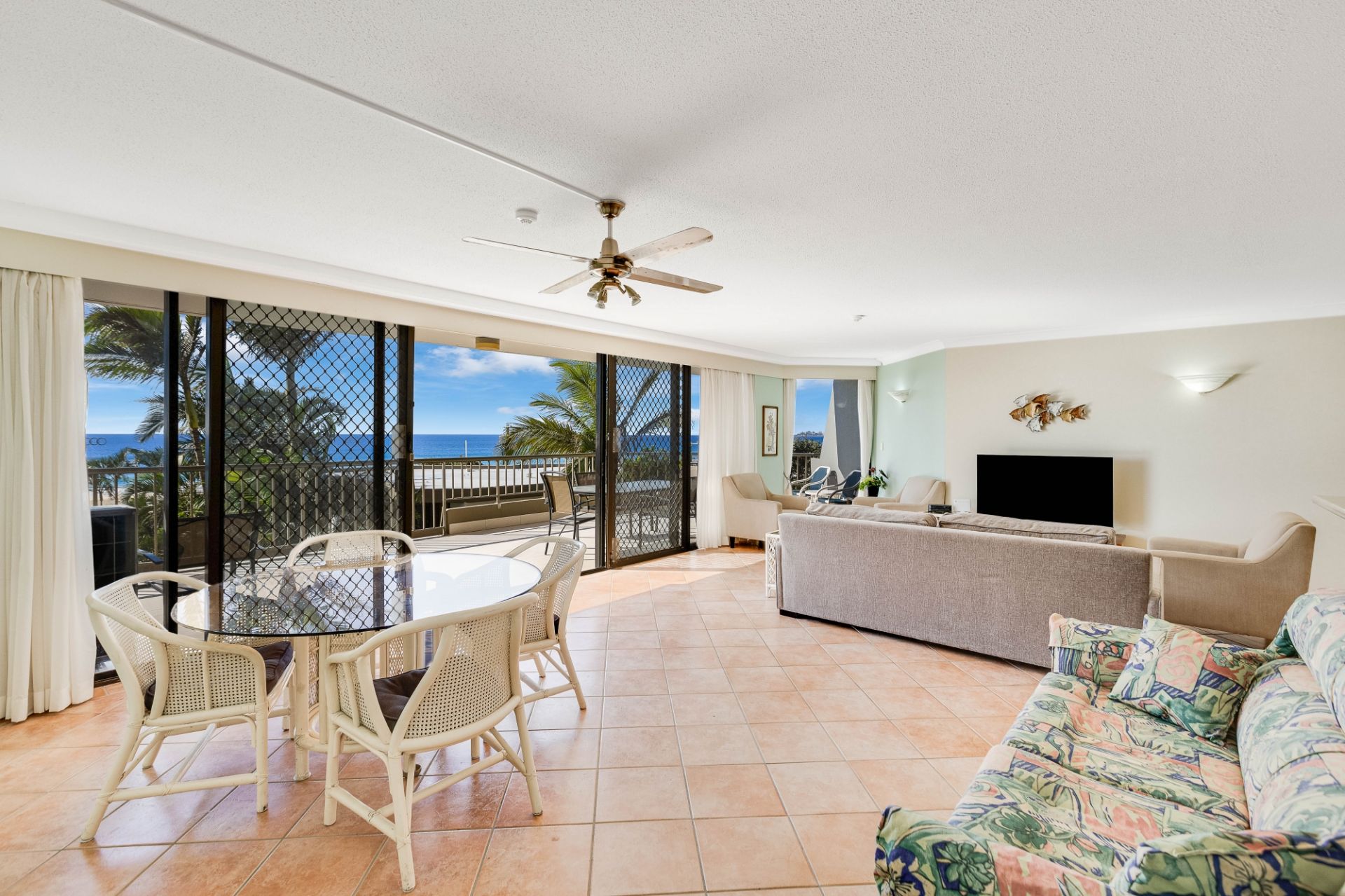 3H/828 Pacific Parade Currumbin QLD, Currumbin - Thumbnail 3