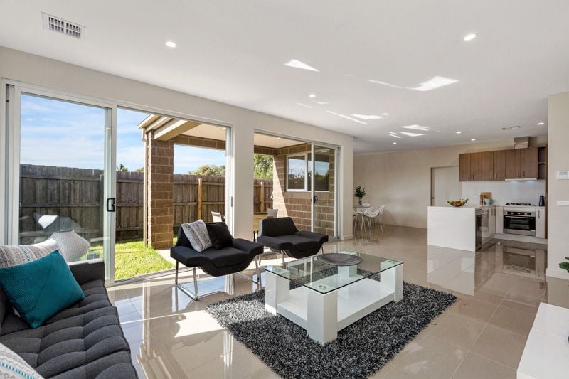 3/12 David Street, Altona - Thumbnail 2