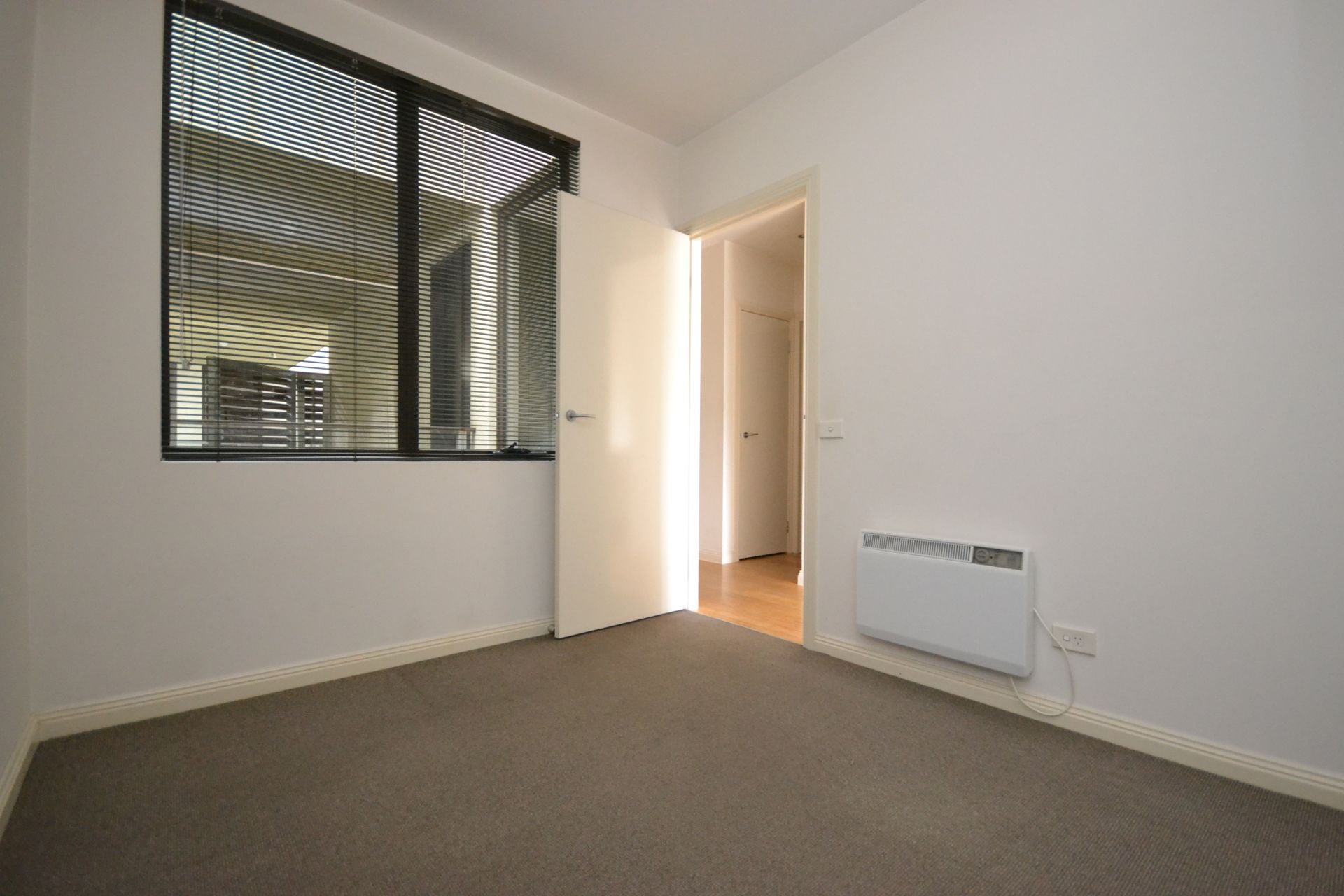 EXCLUSIVE APARTMENT LIVING
