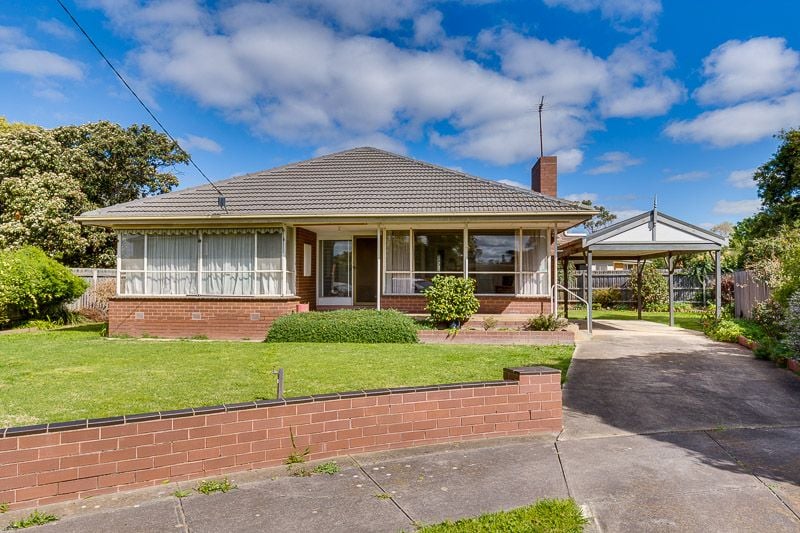 1 Mahoney Court, Bacchus Marsh - Thumbnail 2