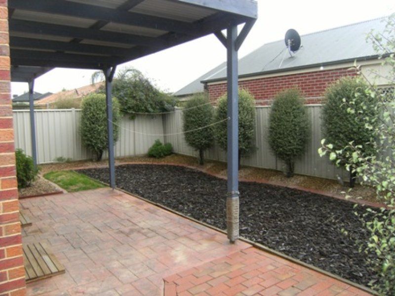4 Millstream Way, Caroline Springs - Thumbnail 6