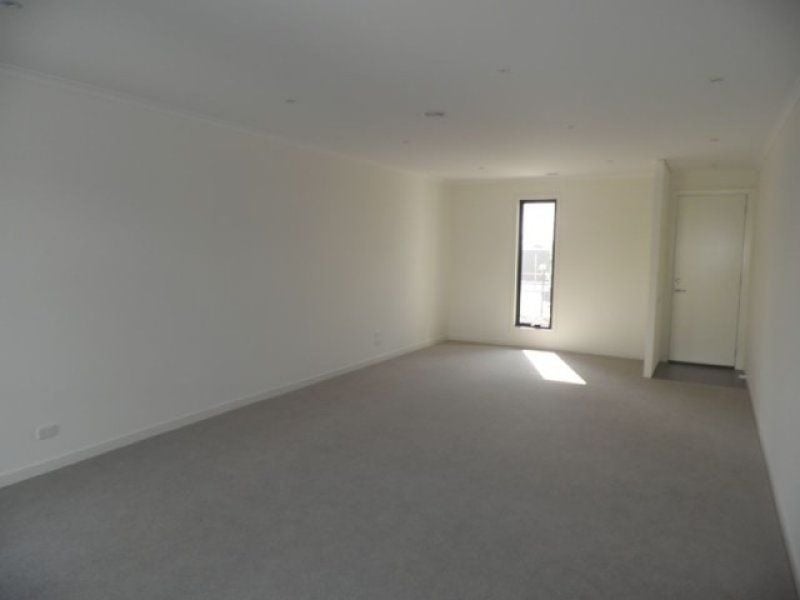 44 McDougall Drive FOOTSCRAY VIC, Footscray - Thumbnail 5
