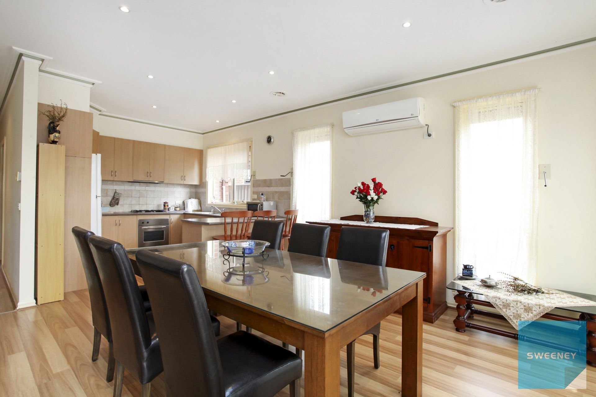 32 Ranmore Grove, Caroline Springs - Thumbnail 4