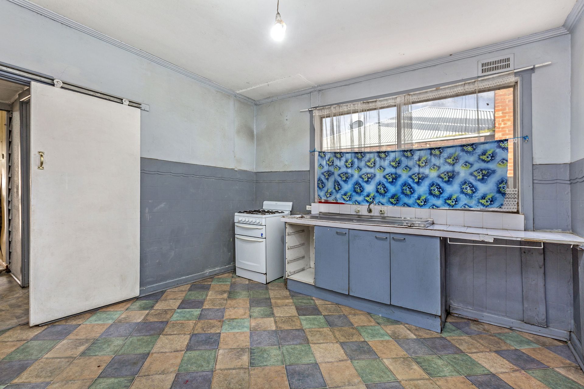9 Sredna Street, West Footscray - Thumbnail 3