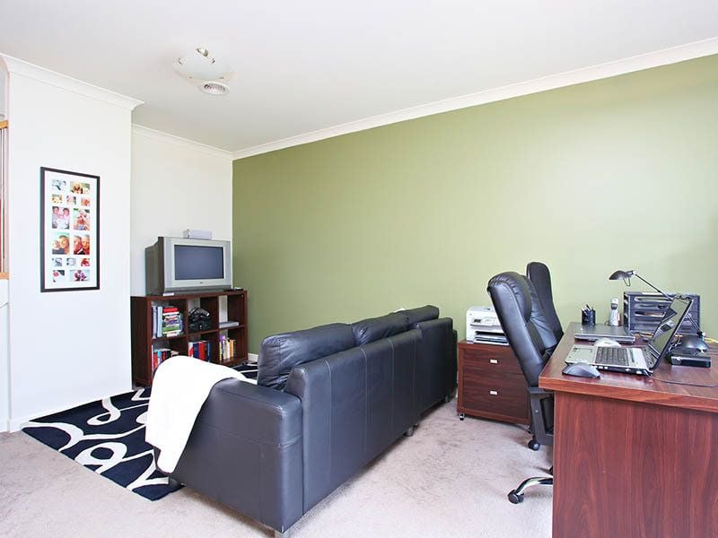 3 Oldis Close, Caroline Springs - Thumbnail 5
