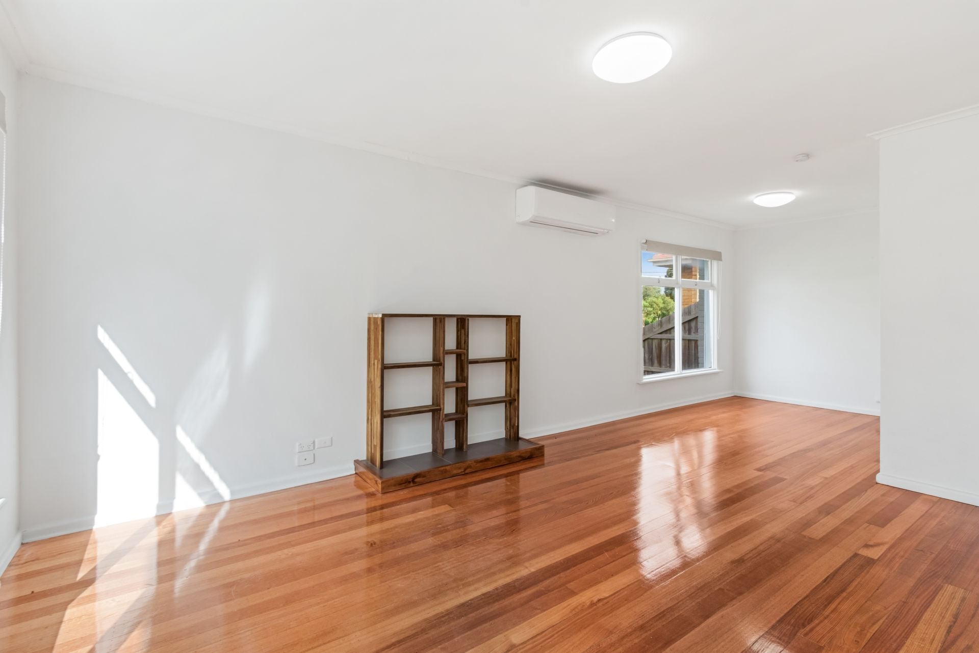 LOOKING FOR A GREAT TENANT!