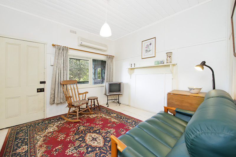 10 Hennigan Street, Forrest, VIC, Forrest - Thumbnail 2