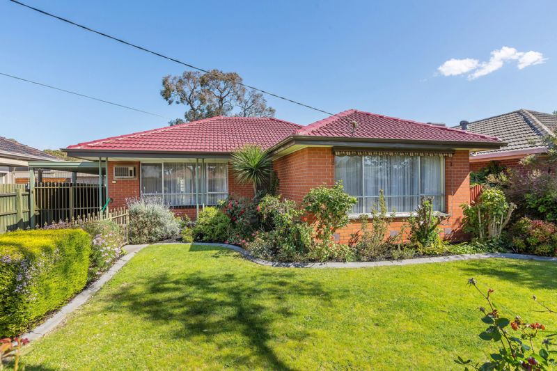 16 Waters Drive, Seaholme - Thumbnail 2