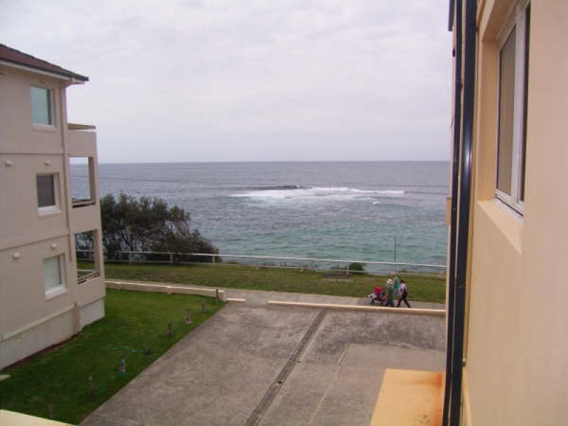 32 Esplanade
