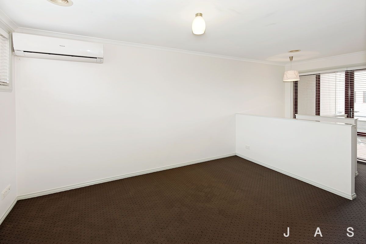 3 Lincoln Mews Kensington VIC, Kensington - Thumbnail 5