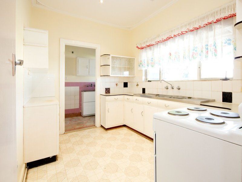 Real Estate For Sale 53 Ormond Avenue Clearview , SA