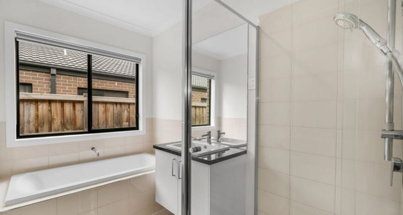 19 Lucknow Drive, Beveridge