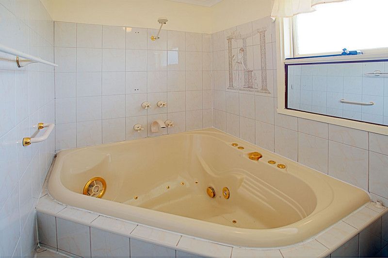 7 Wyatt Place, Melton West - Thumbnail 7