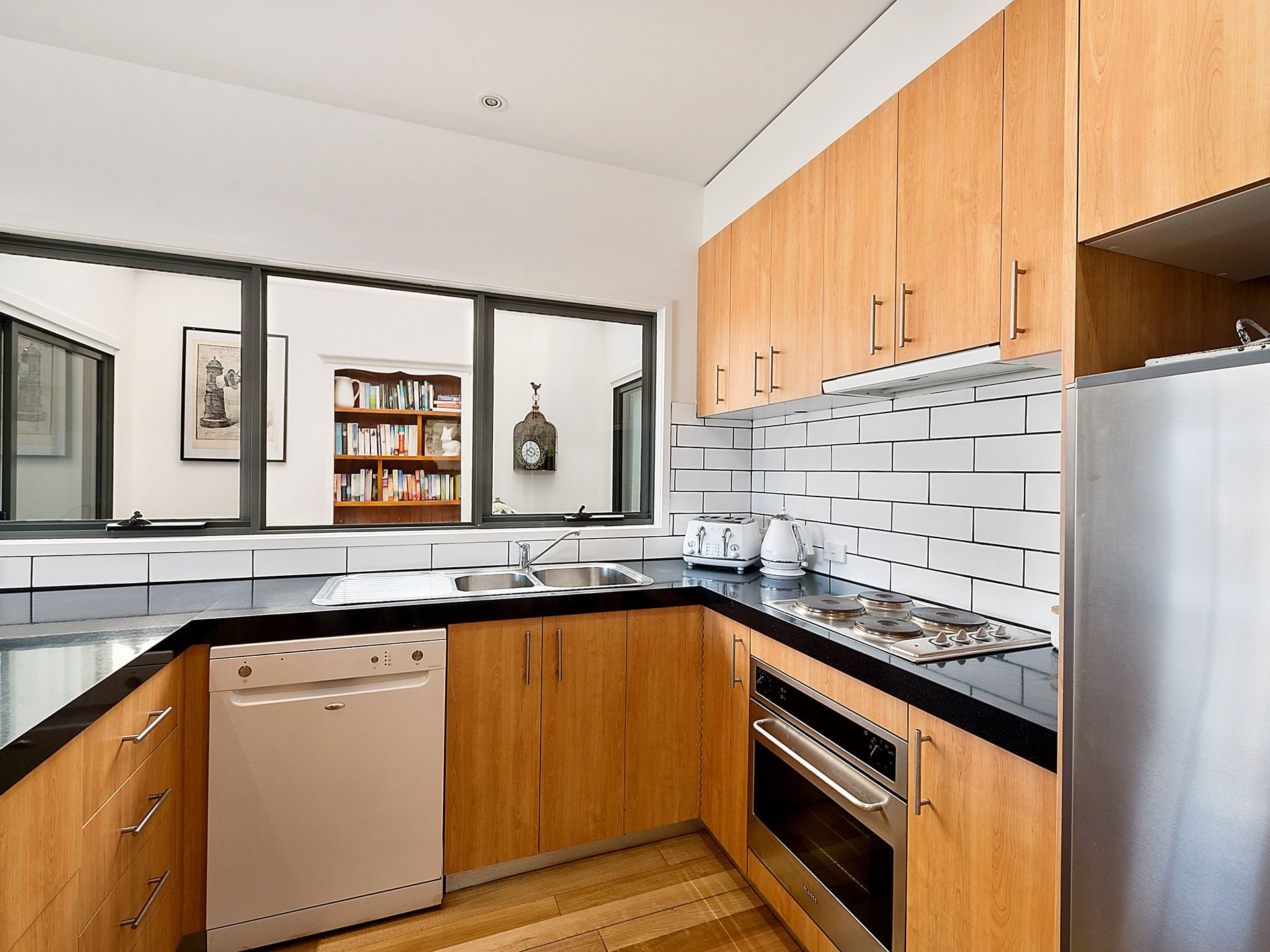 1/20 Pascoe Street, Apollo Bay - Thumbnail 4
