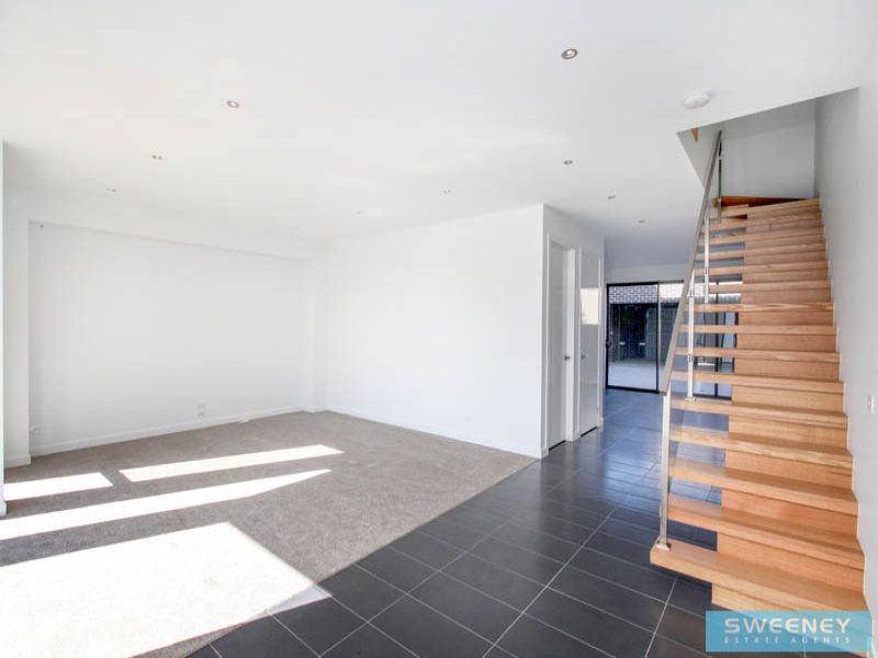 118 The Esplanade, Caroline Springs - Thumbnail 4