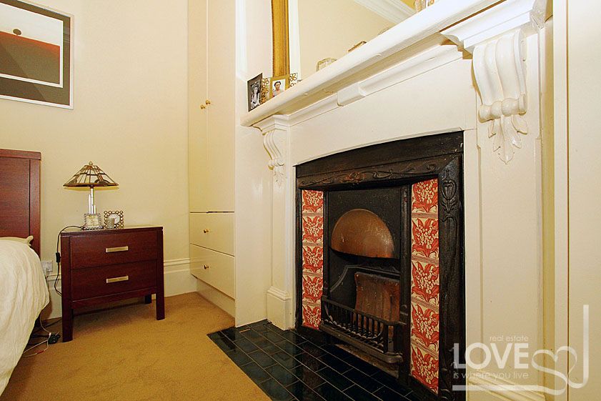 REFINED ELEGANCE AND SOPHISTICATION