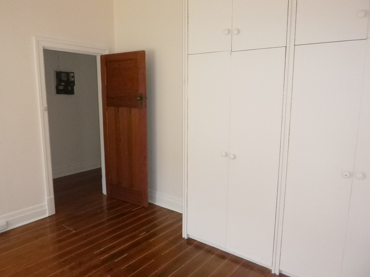 12  Dudley Street Semaphore 5019