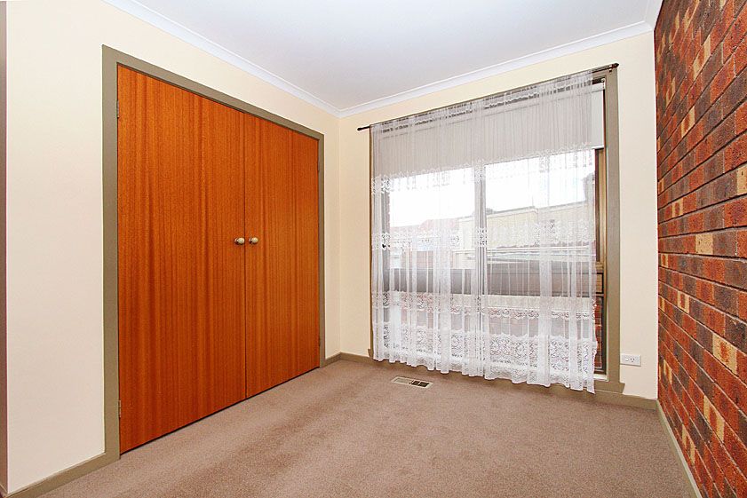 SPACIOUS 2 BEDROOM UNIT