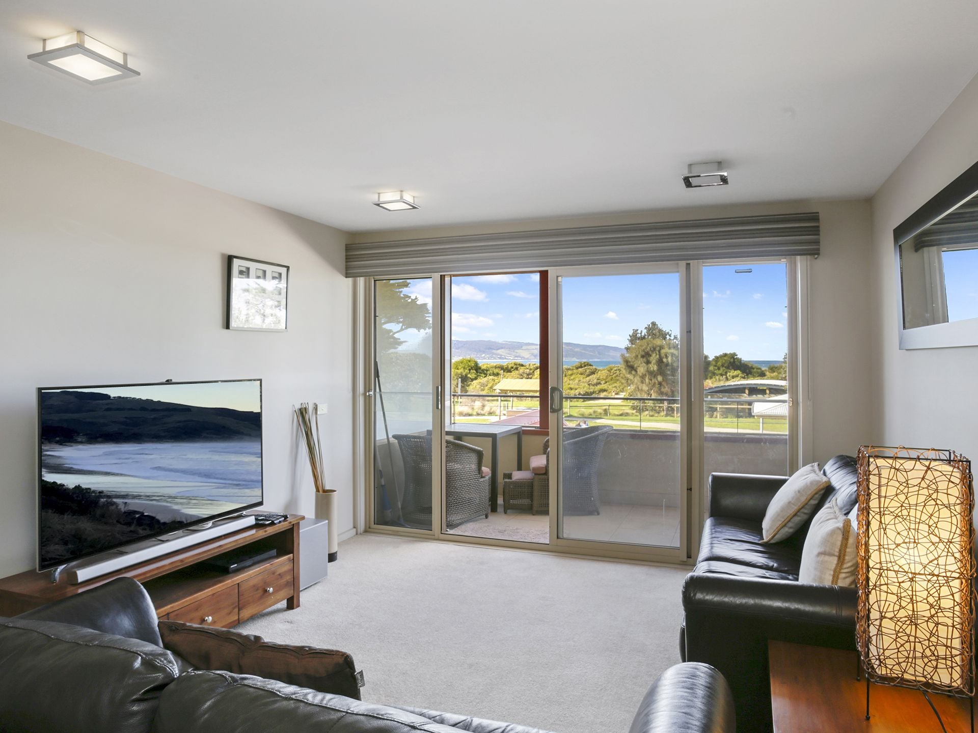 73a Great Ocean Road, Apollo Bay - Thumbnail 2